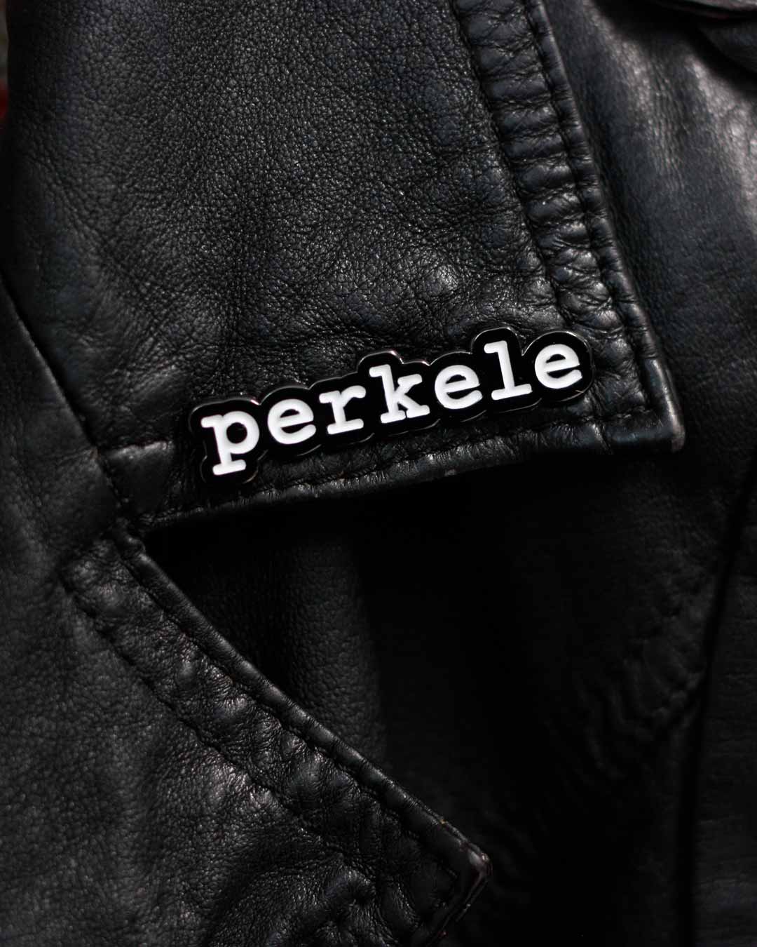 Enamel Pin, Perkele
