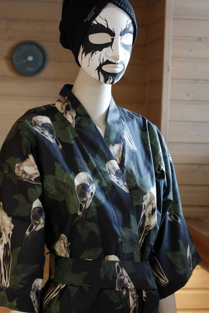 Sauna Kimono, Skulls