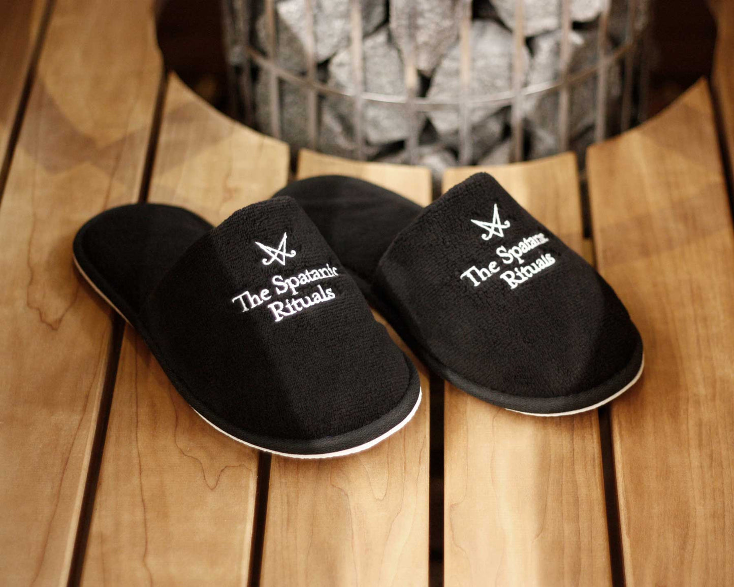 Black home spa slippers, Spatanic®