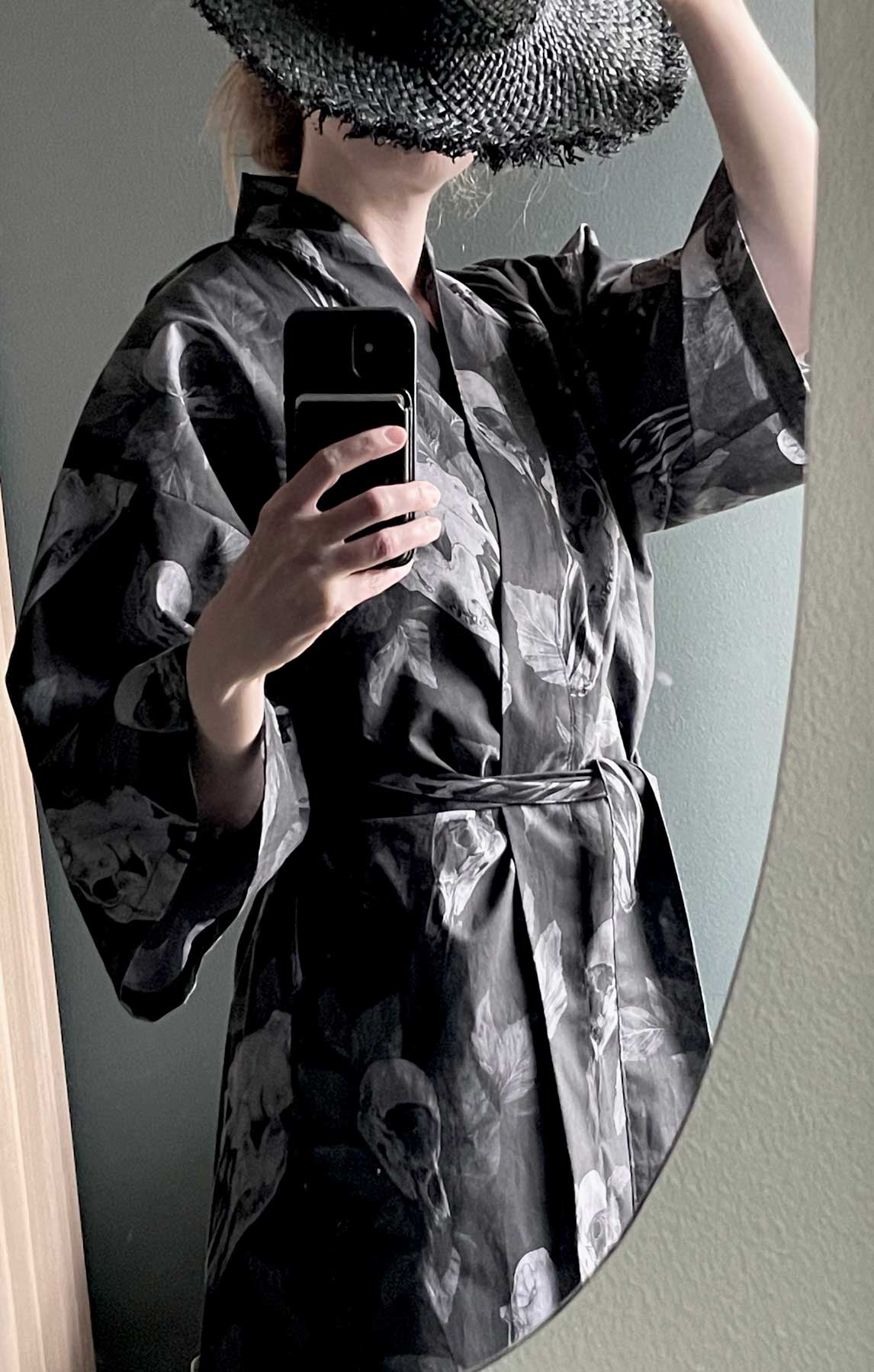 Sauna Kimono, Skulls