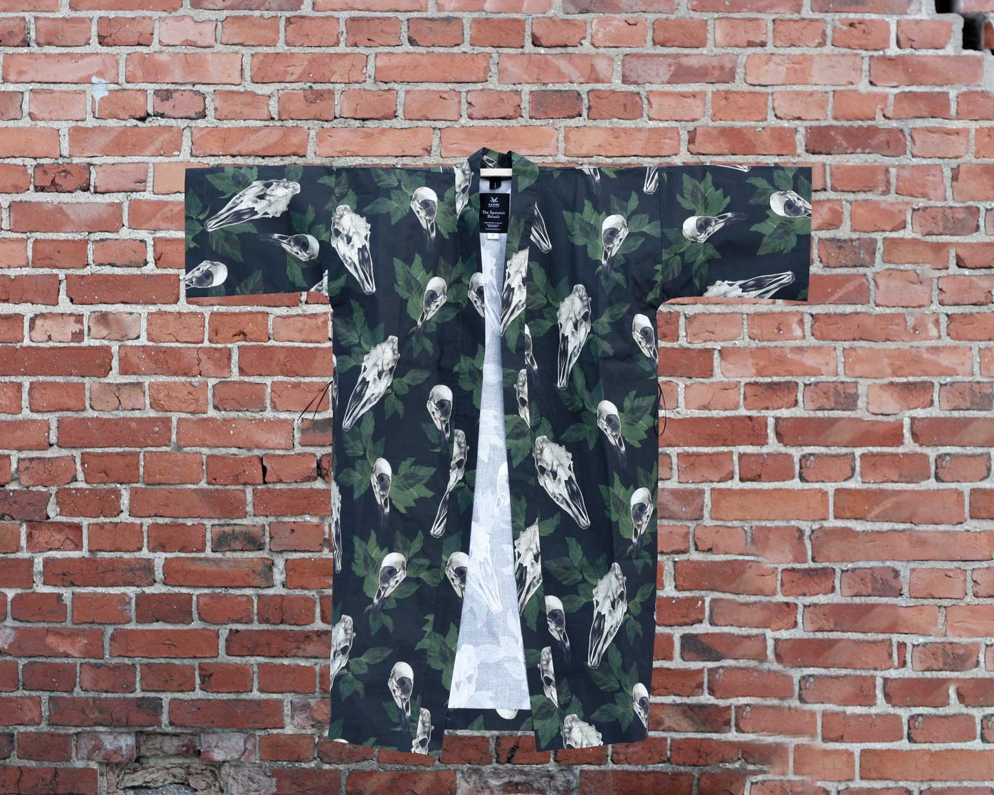 Sauna Kimono, Skulls