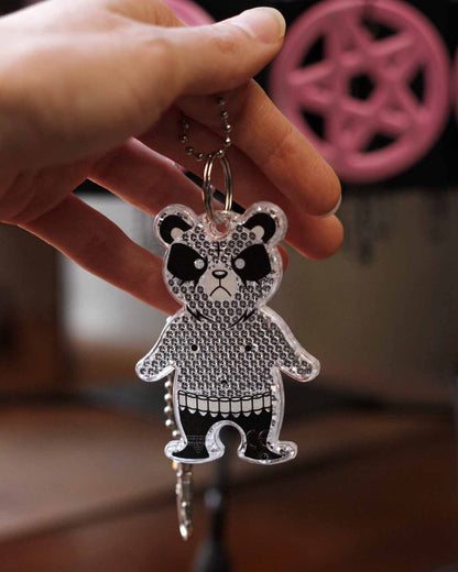 Saatanalle Bear, Reflector Charm