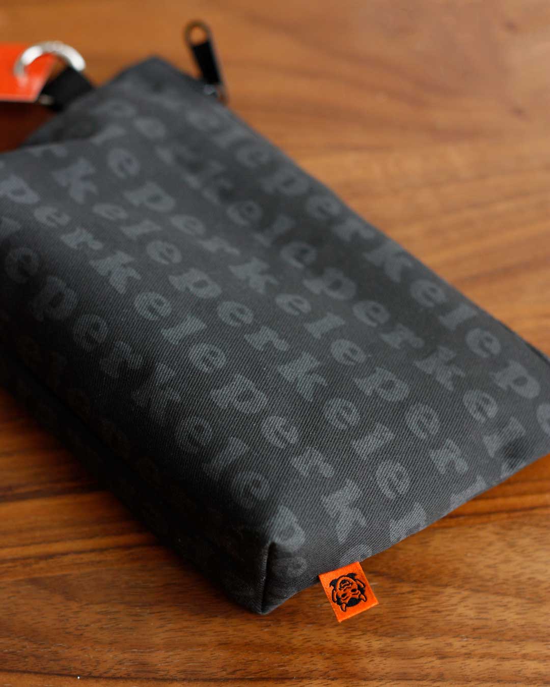 Perkele Pouch M, Many colours