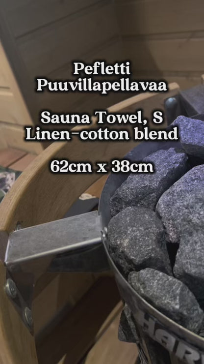 Sauna towel S, Large Skulls