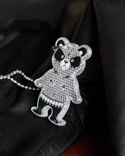 Saatanalle Bear, Reflector Charm