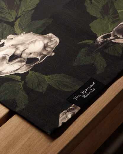 Sauna towel S, Large Skulls